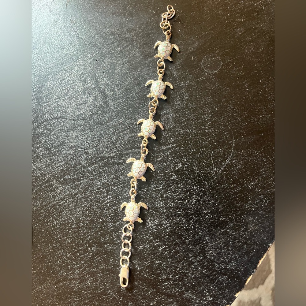 Silver chain link turtle bracelet